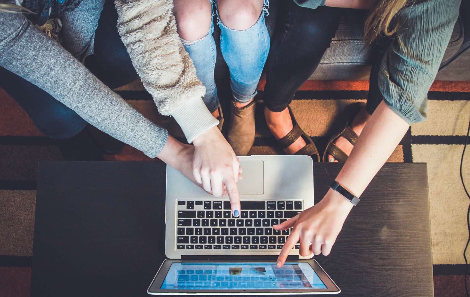 John schnobrich 2fpjlaymqta unsplash